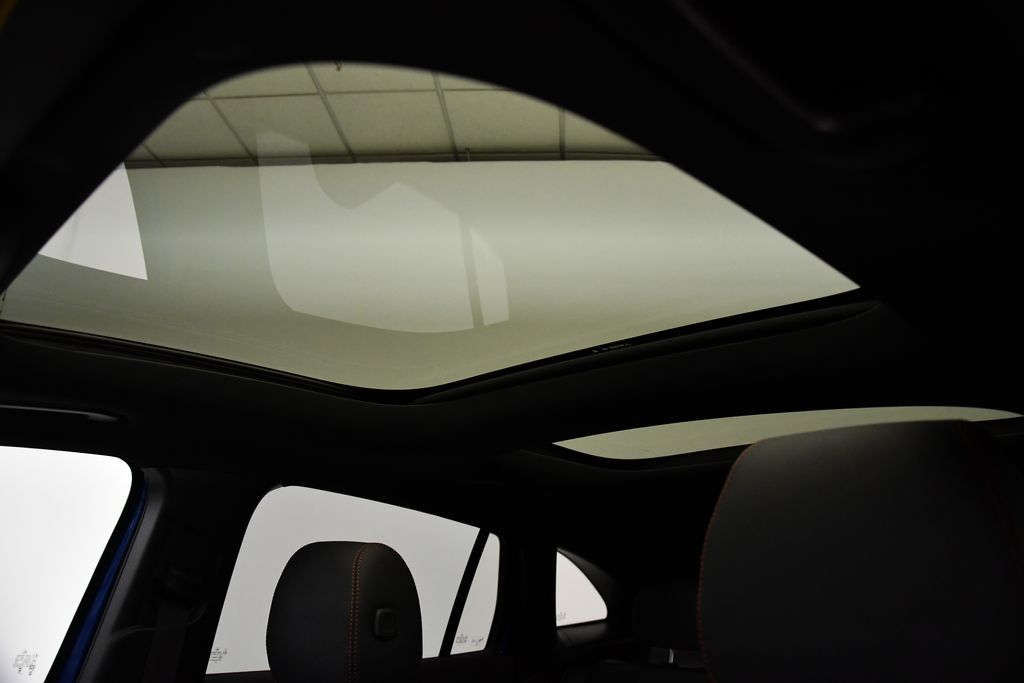 Thumbnail: 2025 Mercedes-Benz GLA - 17