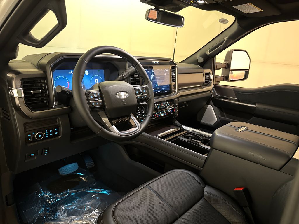 New 2026 White Ford Platinum image 39