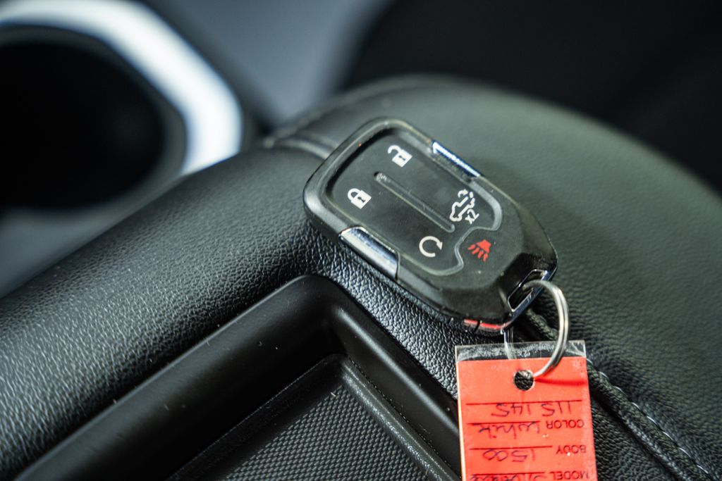 ChevroletSilverado 150043