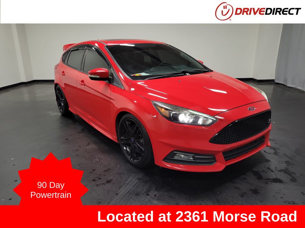 Race Red 2015 Ford Focus ST Hatchback Front-Wheel Drive 6-Speed Manual