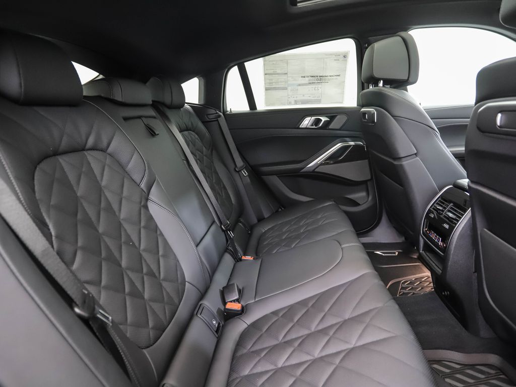 Thumbnail: 2026 BMW X6 - 30