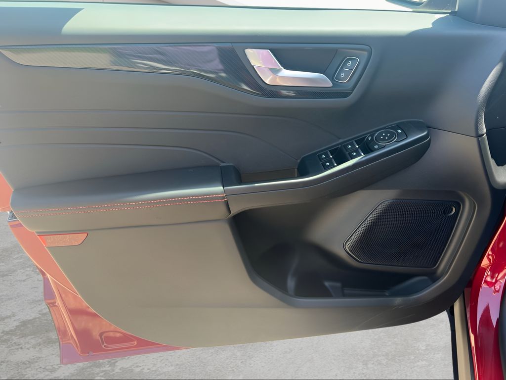 2025 Ford Escape Hybrid