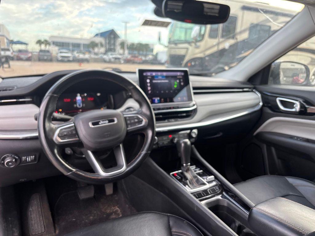 2022 Jeep Compass Limited Silver at DeMontrond Auto Country