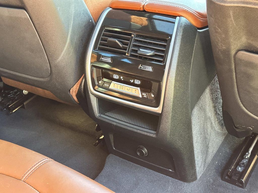 Thumbnail: 2023 BMW X6 - 27