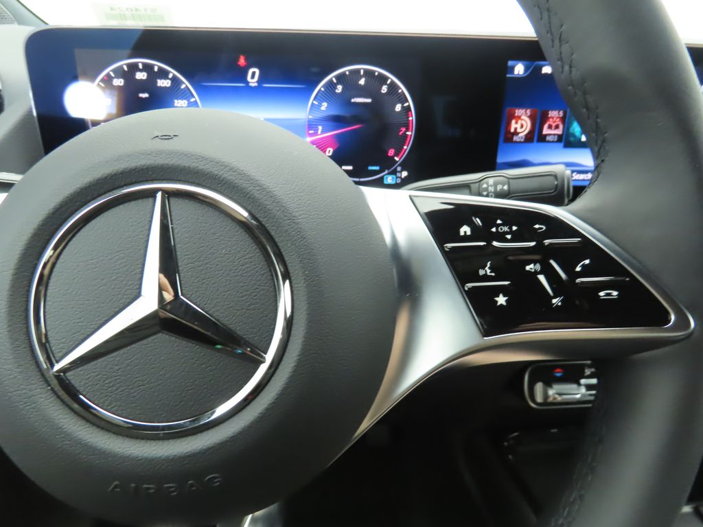 2025 Mercedes-Benz GLA 250 13