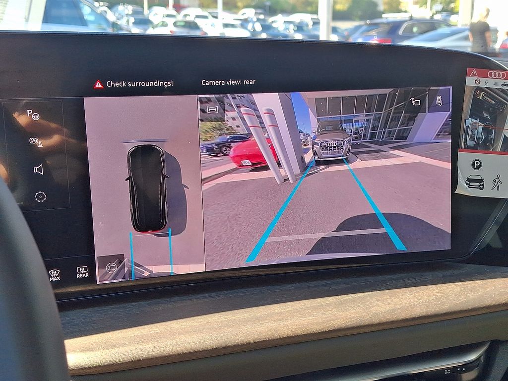 Thumbnail: 2025 Audi Q5 - 14