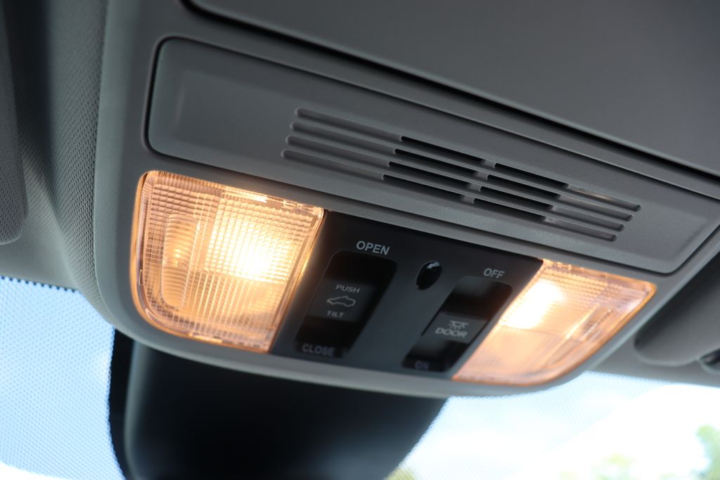 Thumbnail: 2026 Honda Odyssey - 28