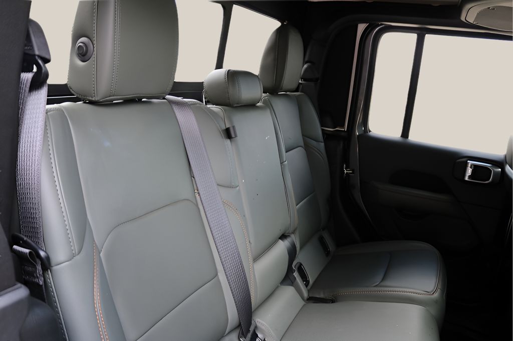 Used Car 2024 Jeep Gladiator  Mojave For Sale Under $50,000 In Austin, Texas
