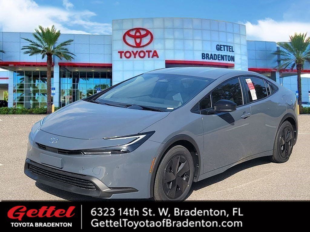 2026 Toyota Prius LE FWD