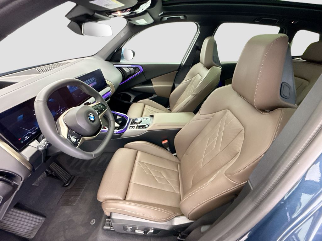 Thumbnail: 2025 BMW X3 - 18