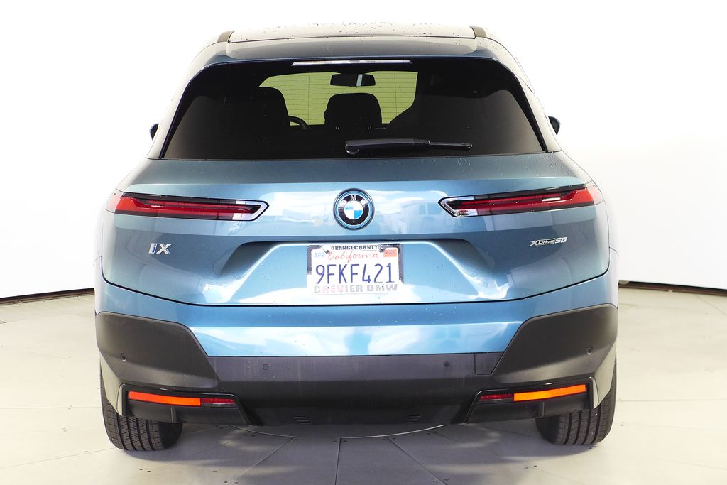 Thumbnail: 2023 BMW iX - 7
