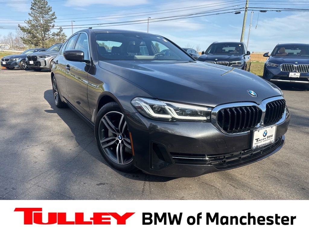 Gray (Dark Graphite Metallic) 2023 BMW 5 Series Sedan All-Wheel Drive 8-Speed Automatic
