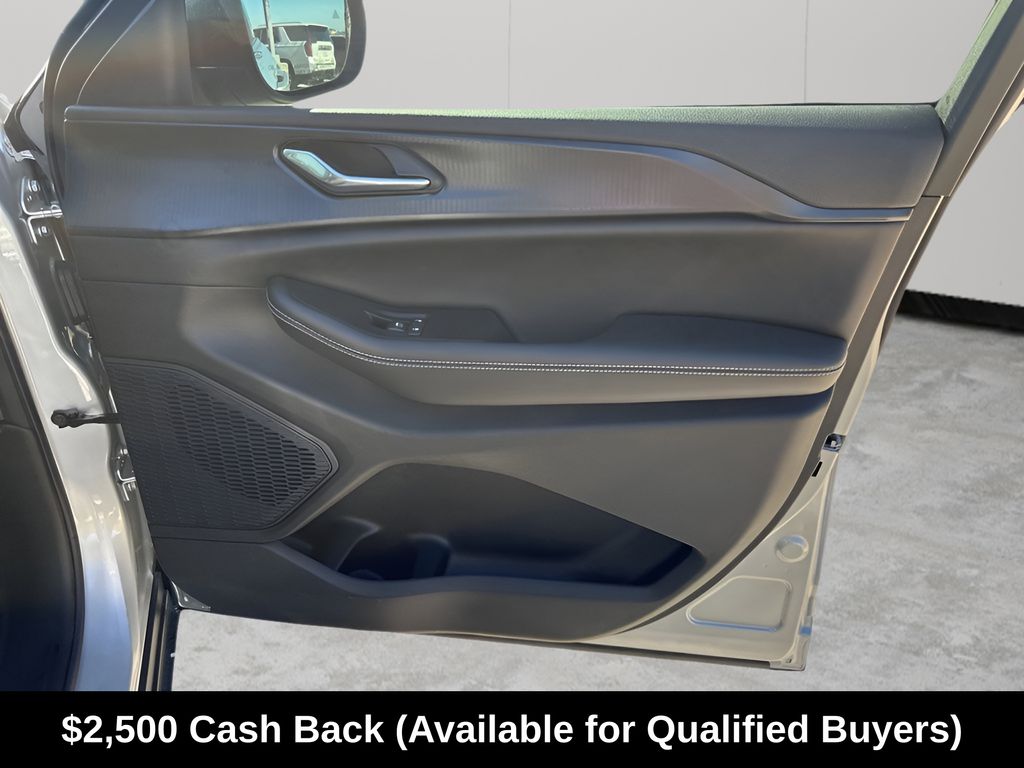 New Car 2025 Jeep Grand Cherokee L  For Sale Under $40,000 In Austin, Texas