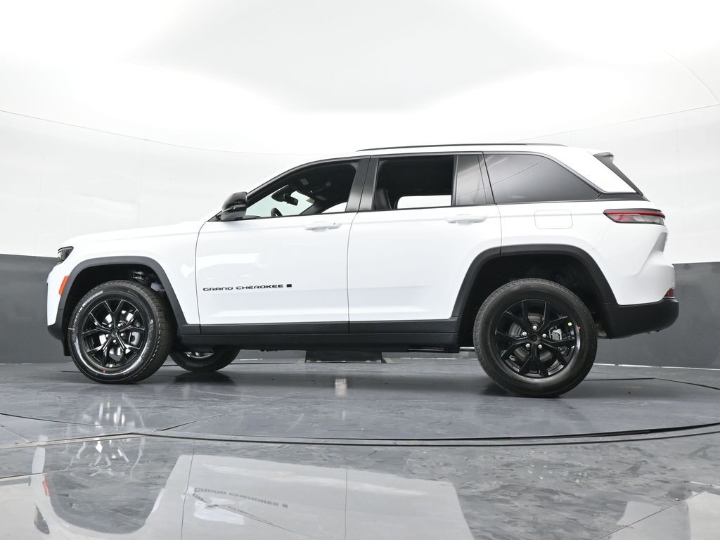 New 2026 Bright White Clearcoat Jeep Laredo image 53