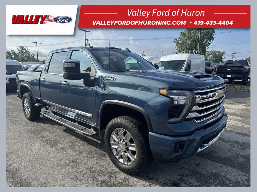Lakeshore Blue Metallic 2026 Chevrolet Silverado 2500HD High Country Crew Cab 4WD Pickup Truck Four-Wheel Drive Automatic