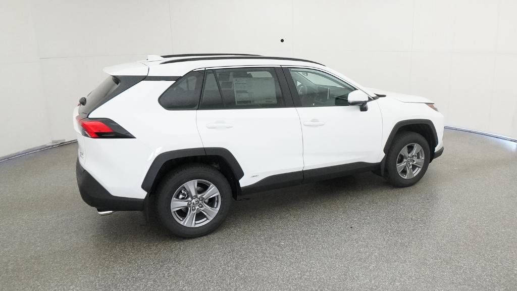 Thumbnail: 2025 Toyota RAV4 - 2