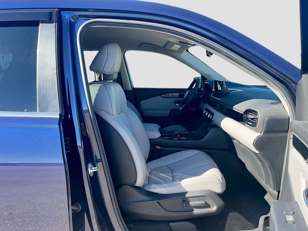 Used 2025 Blue Honda EX-L image 29