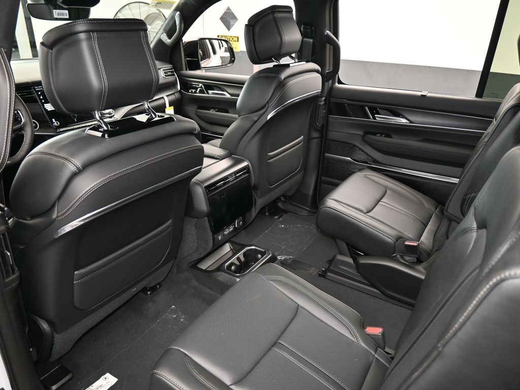New 2026 Bright White Clearcoat Jeep Summit image 32