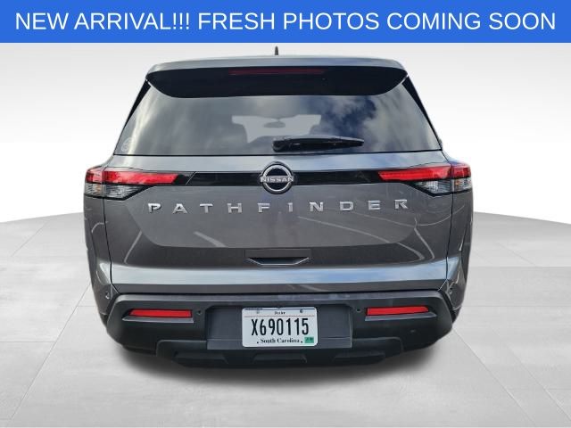 2022 Nissan Pathfinder S 7