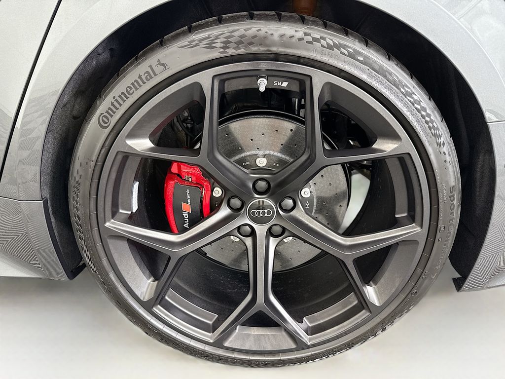 Thumbnail: 2026 Audi RS 7 - 31