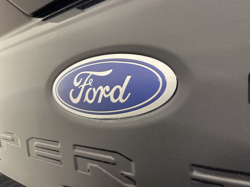 Thumbnail: 2023 Ford Econoline - 9