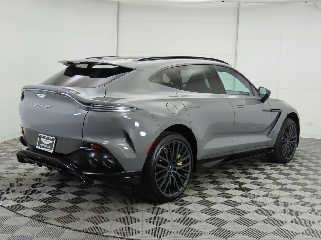 2025 Aston Martin DBX 707 5