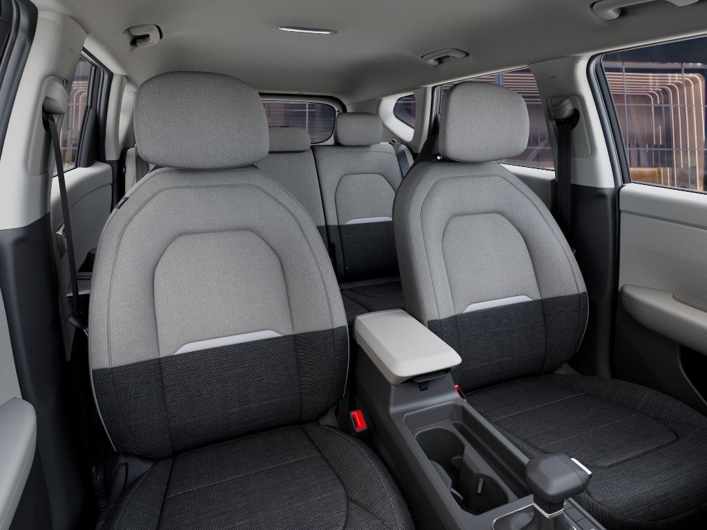 2027 Snow White Pearl Kia Seltos S AWD SUV