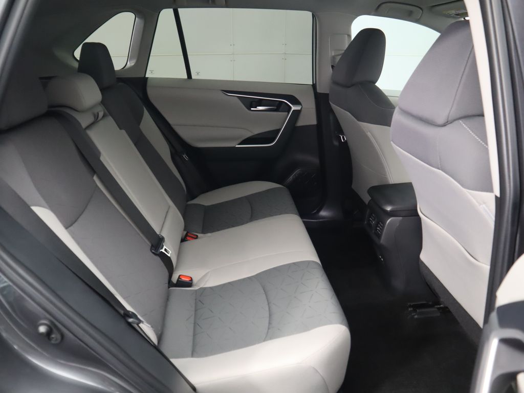 Thumbnail: 2025 Toyota RAV4 - 22