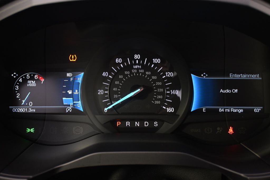 Used 2024 Silver Ford SE image 25