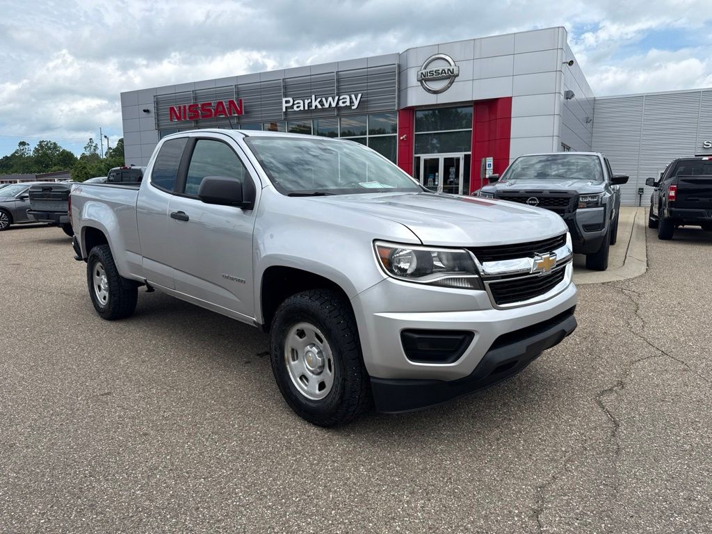 Silver Ice Metallic 2018 Chevrolet Colorado Work Truck Extended Cab LB 4WD Pickup Truck Four-Wheel Drive 8-Speed Automatic