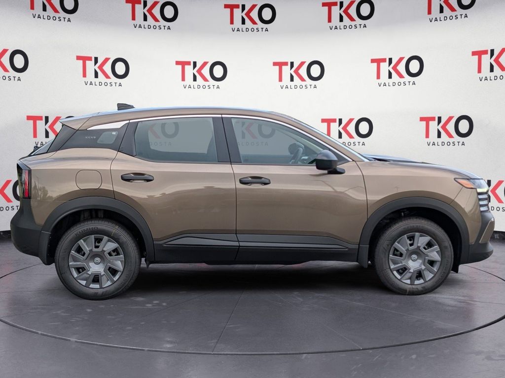 New 2026 Nissan Kicks SUV