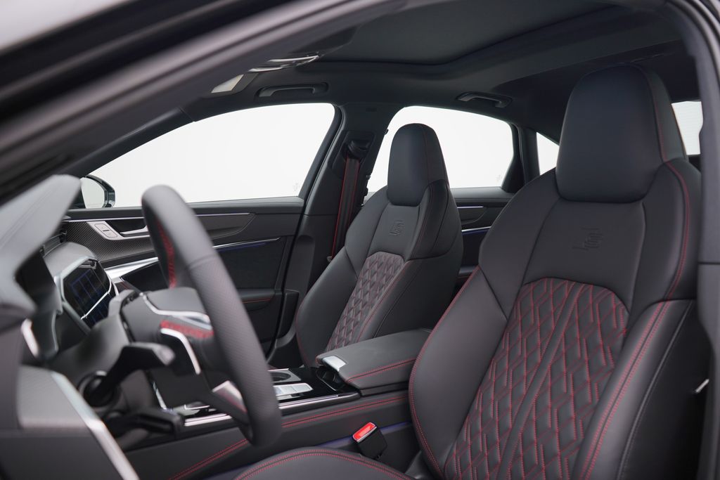 2025 Audi S6  8