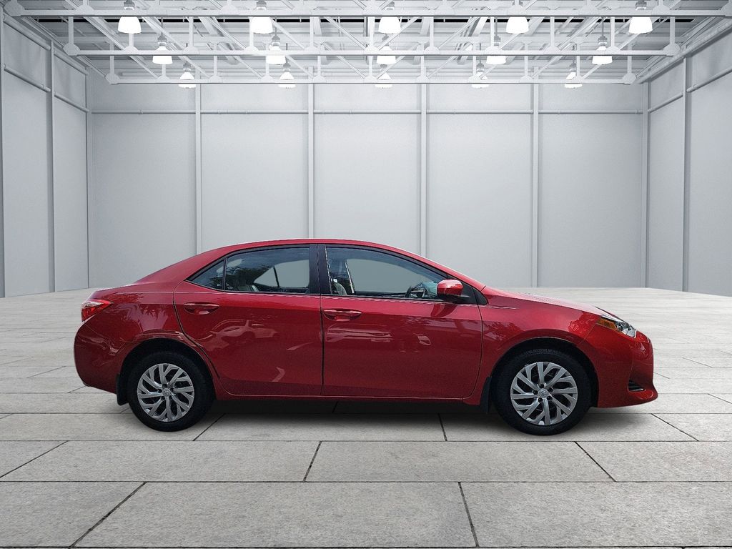 Thumbnail: 2019 Toyota Corolla - 4