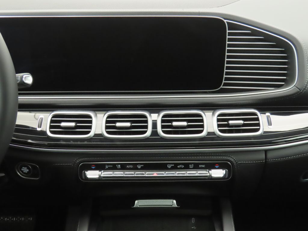 Thumbnail: 2026 Mercedes-Benz GLE - 14