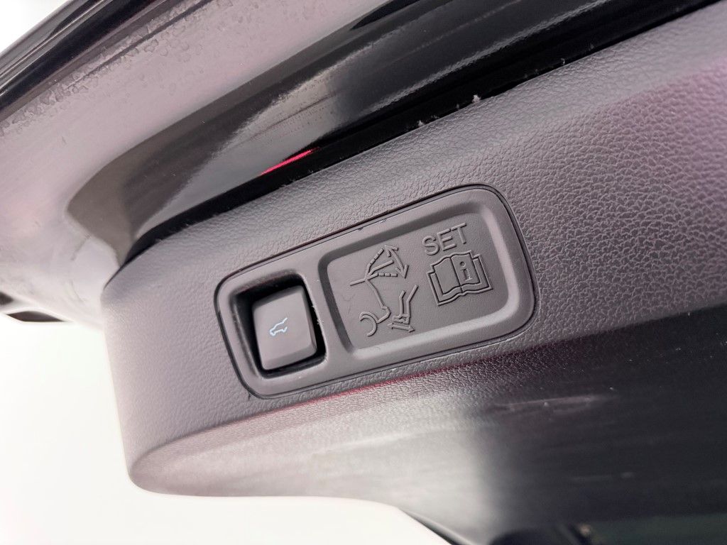 Thumbnail: 2019 Ford Expedition - 25