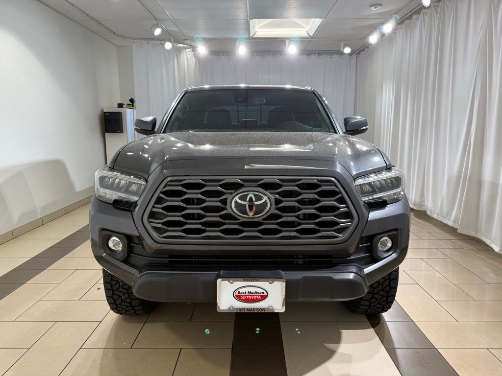 Thumbnail: 2020 Toyota Tacoma - 8