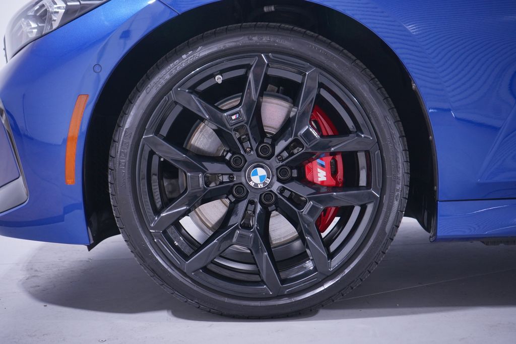 Thumbnail: 2025 BMW 3 Series - 2