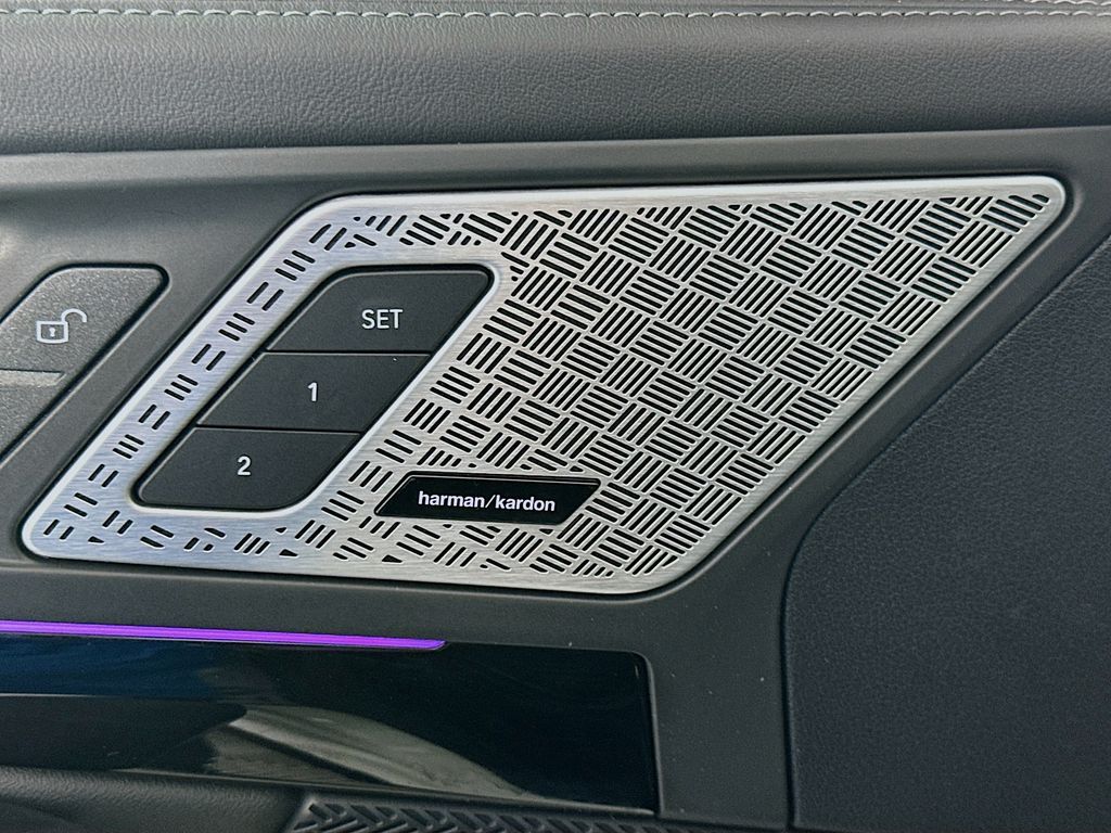 Thumbnail: 2024 BMW X1 - 19