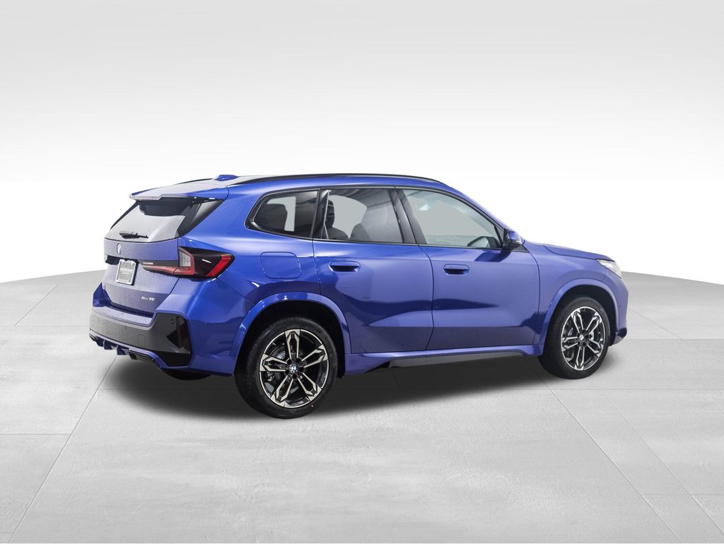 Thumbnail: 2026 BMW X1 - 5