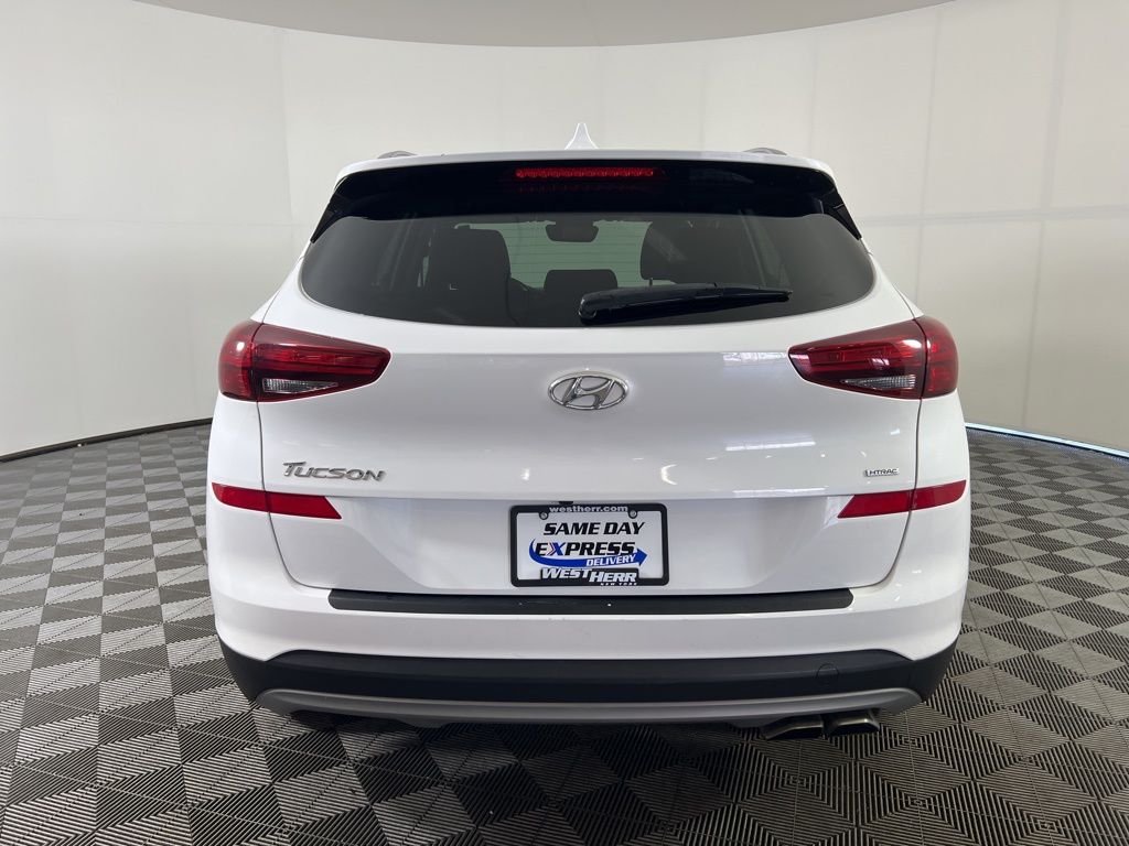Used 2020 White Hyundai Sport image 5