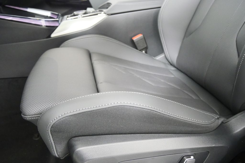 Thumbnail: 2026 BMW X3 - 10