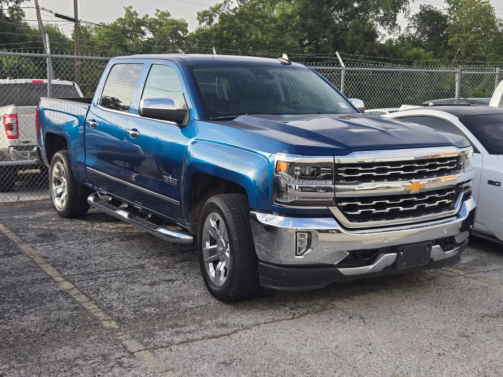  2018 Chevrolet Silverado 1500 LTZ Crew Cab 4WD   