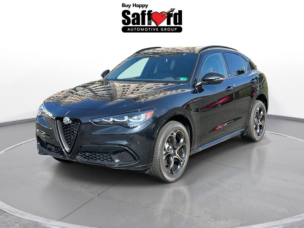 2025 Alfa Romeo Stelvio Intensa AWD