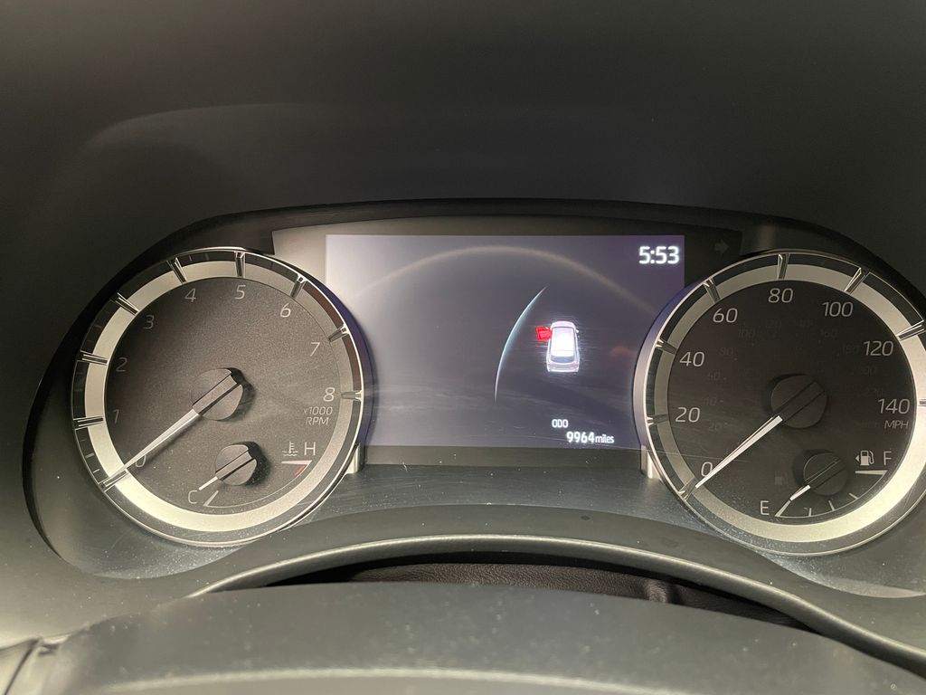 2023 Toyota Highlander XLE 24