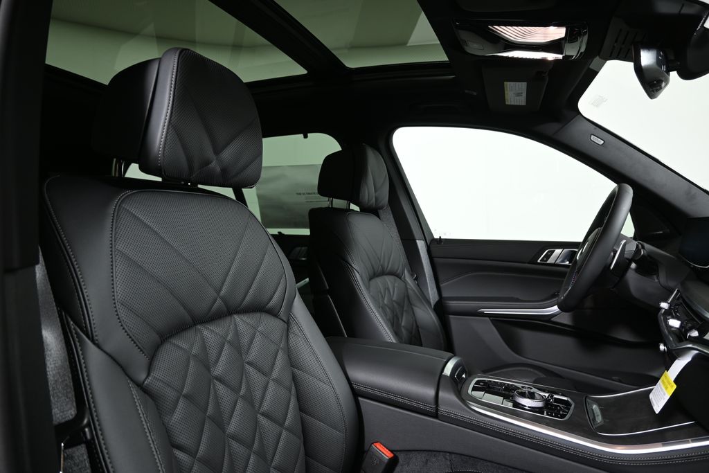 Thumbnail: 2026 BMW X5 - 26