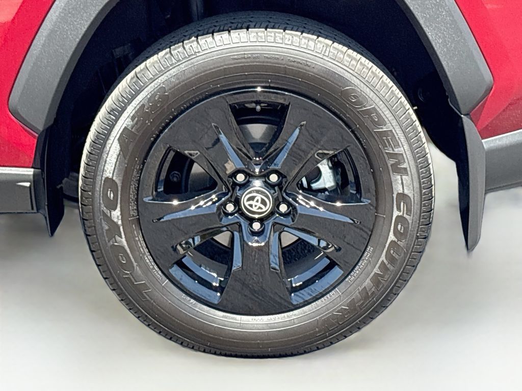 Thumbnail: 2025 Toyota RAV4 - 29