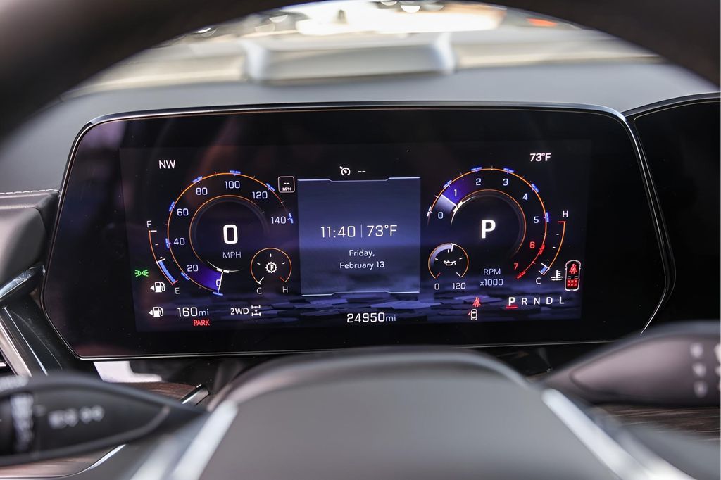 Used Car 2025 Chevrolet Suburban  Z71 For Sale Under $70,000 In Austin, Texas