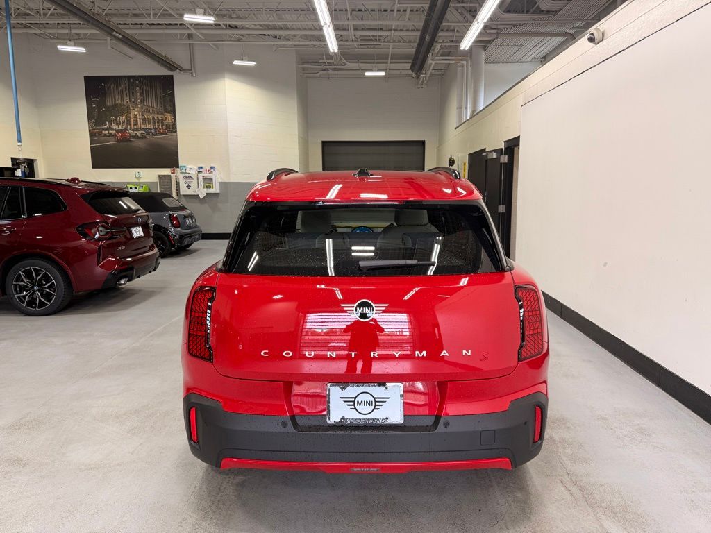 Thumbnail: 2027 MINI Cooper Countryman - 4