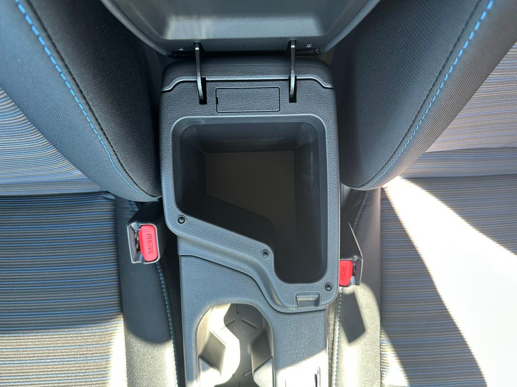 2025 Nissan Leaf SV Plus