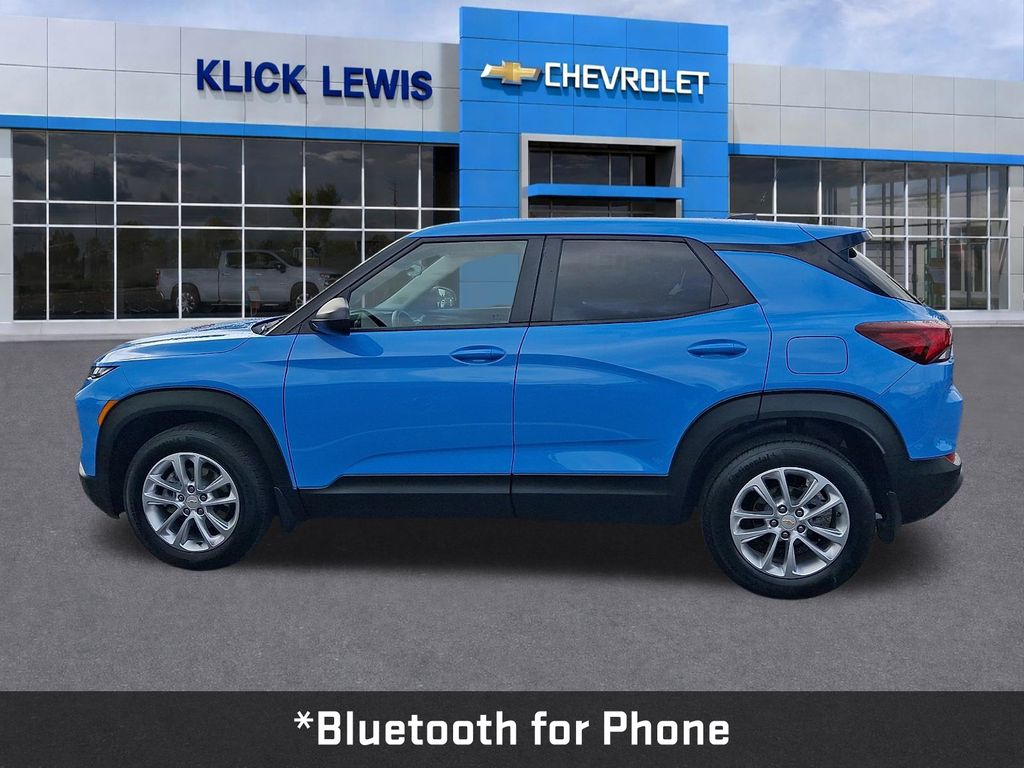 2024 Chevrolet TrailBlazer LS Blue at Auto Express Mitsubishi